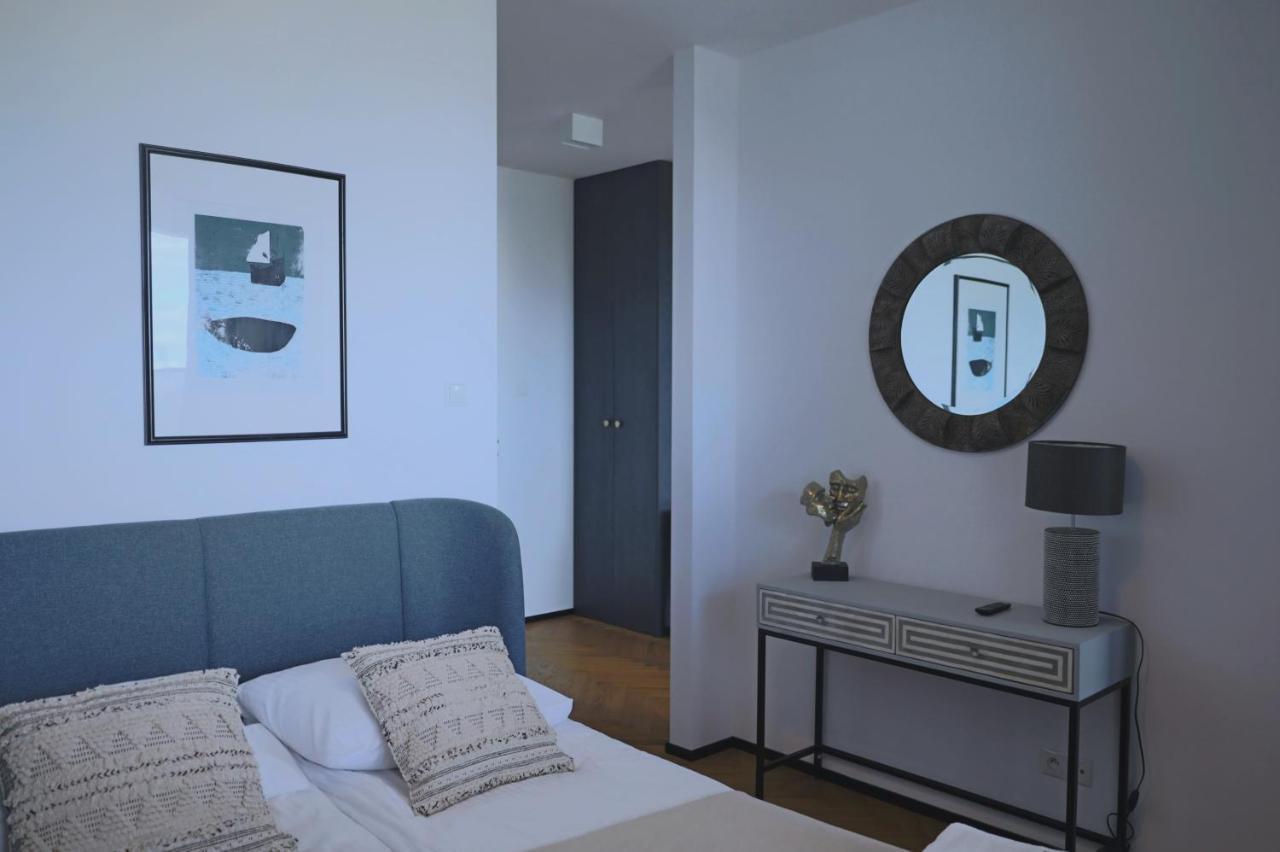 غدينيا Portova By Oneapartments Premium المظهر الخارجي الصورة